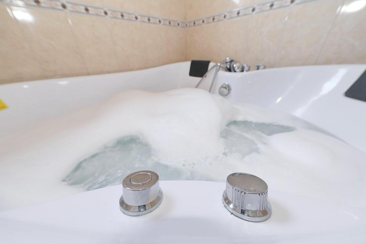 Apartman Nika Sa Jacuzzijem Ζαντάρ Εξωτερικό φωτογραφία
