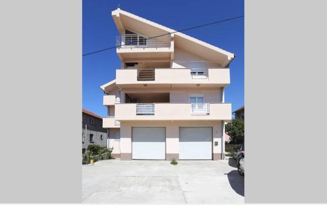 Apartman Nika Sa Jacuzzijem Ζαντάρ Εξωτερικό φωτογραφία